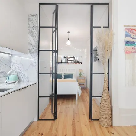 Vibrant Flat By Sao Bento W/balcony - Loureiro140 公寓 *