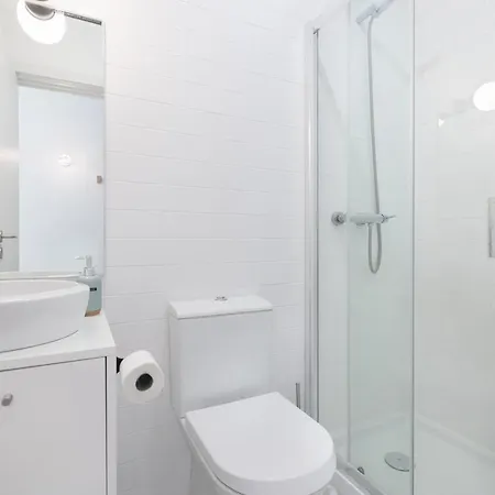 Vibrant Flat By Sao Bento W/balcony - Loureiro140 公寓 波尔图