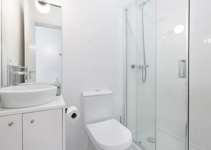 Vibrant Flat By Sao Bento W/balcony - Loureiro140 公寓 波尔图