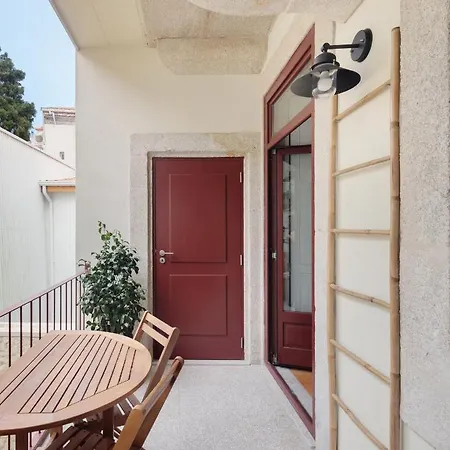 Apartment Vibrant Flat By Sao Bento W/balcony - Loureiro140